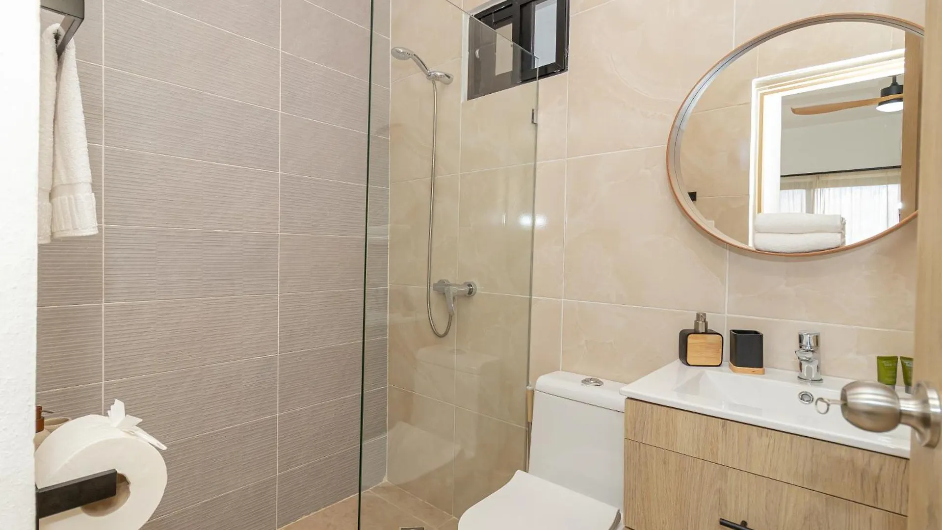 Modern 2Br Oasis Near Bayahibe Beach San Rafael del Yuma 公寓